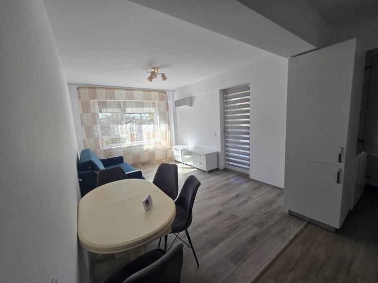Apartament cu 2 camere decomandat în Copou