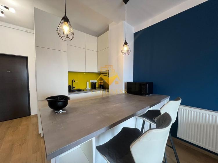 Apartament cu 2 camere semidecomandat în Central