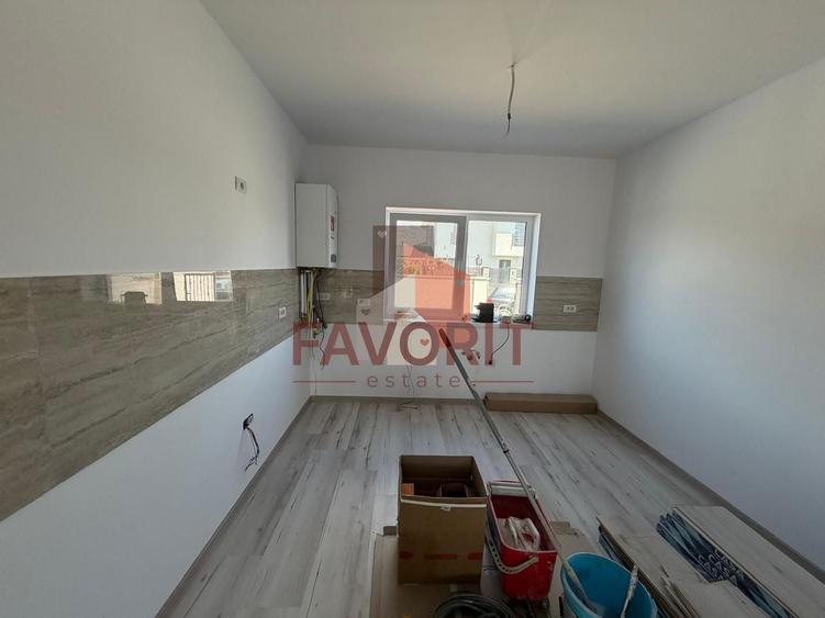 Duplex cu 4 camere cu Canalizare în Săcălaz