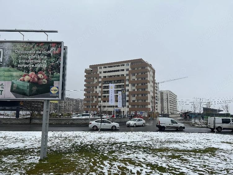 Apartament cu 4 camere decomandat, mobilat în Central