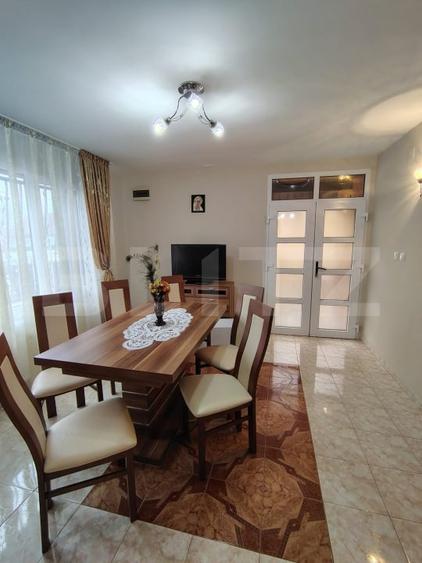 Casă individuală cu 7 camere cu Piscina în Mihai Viteazu