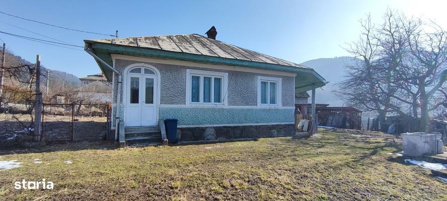 Casa 3 camere cu garaj ?i 2 pivni?e Orasul Bicaz, Jud Neamt - 19