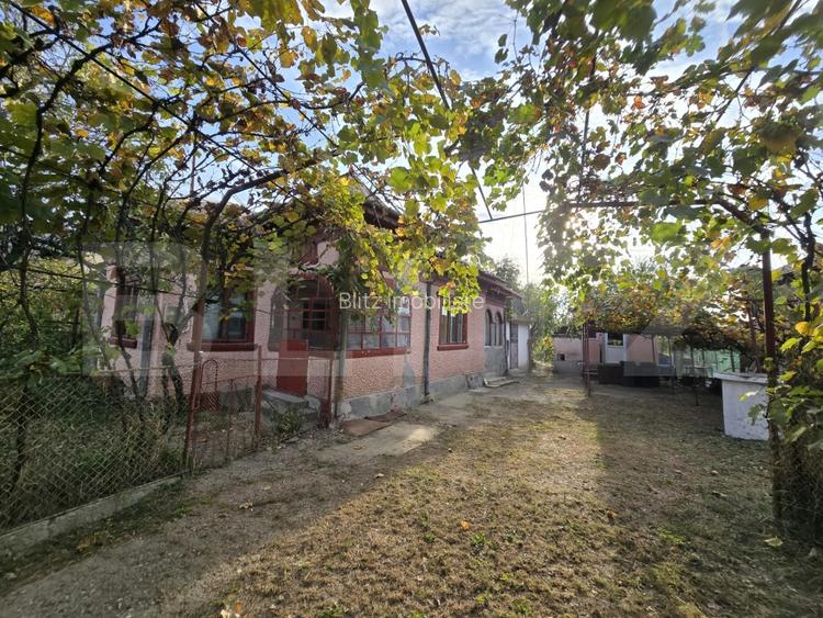 Casă de vânzare, 69 mp, zona Sud