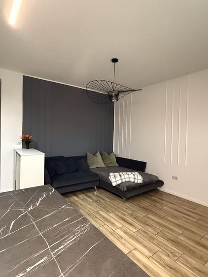 Apartament cu 2 camere decomandat în Giroc