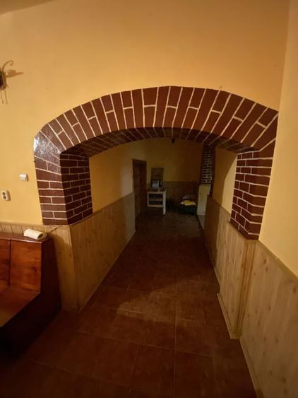 Casă cu 4 camere în Central
