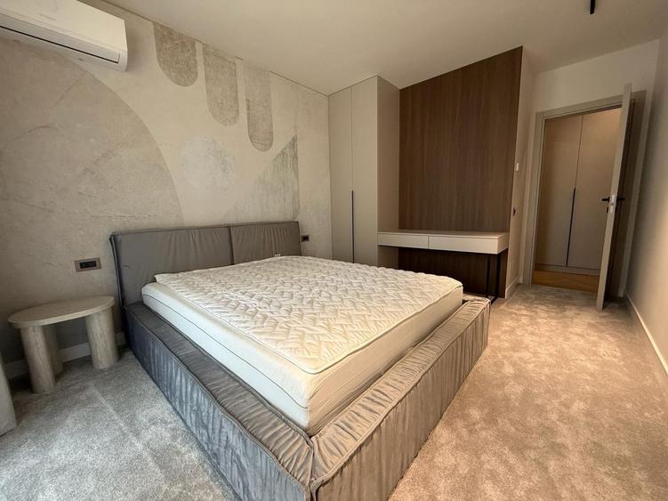 Apartament cu 4 camere, mobilat în Iancu Nicolae