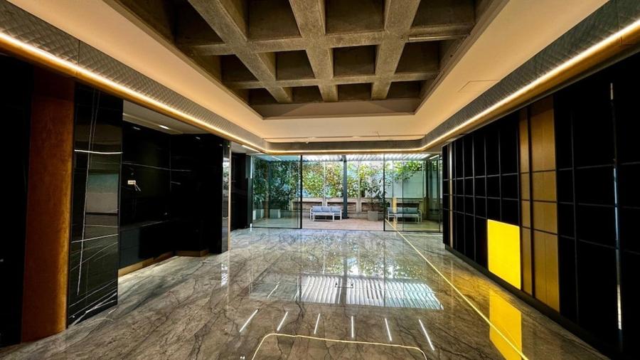 Casă individuală cu 20 camere cu Piscina în Aviatorilor