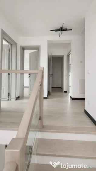 Vila de LUX din 2026 la Cheie in Burdujeni - 14