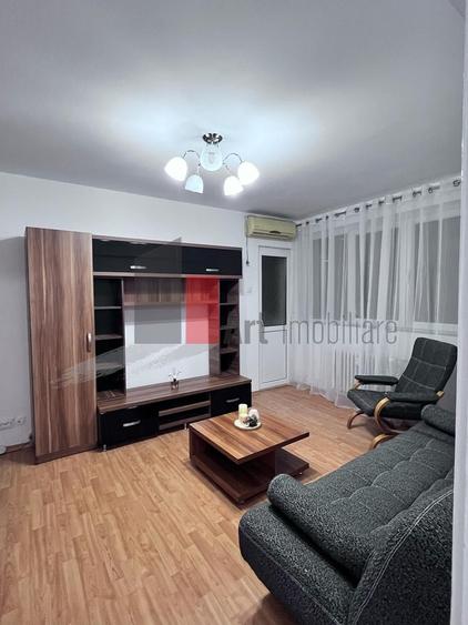 Apartament cu 3 camere decomandat în Giulești