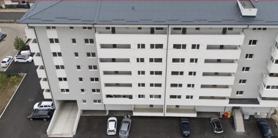 Apartament cu 2 camere decomandat în Metalurgiei