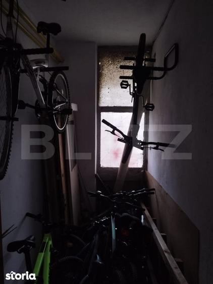Apartament cu 3 camere decomandat în Nicolina