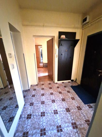 Garsonieră decomandată în Drumul Taberei