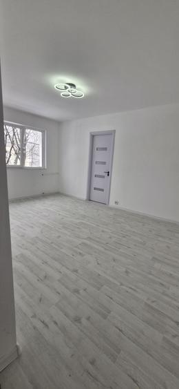 Apartament cu 2 camere nedecomandat în Baraolt