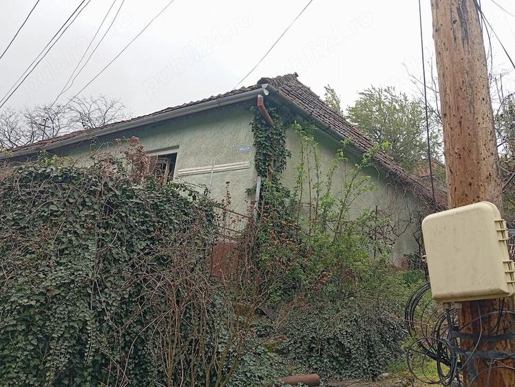 Vand casa in Oravi?a - 2