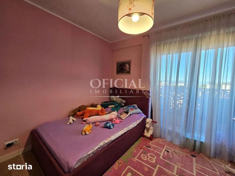 Apartament cu 4 camere în Zorilor