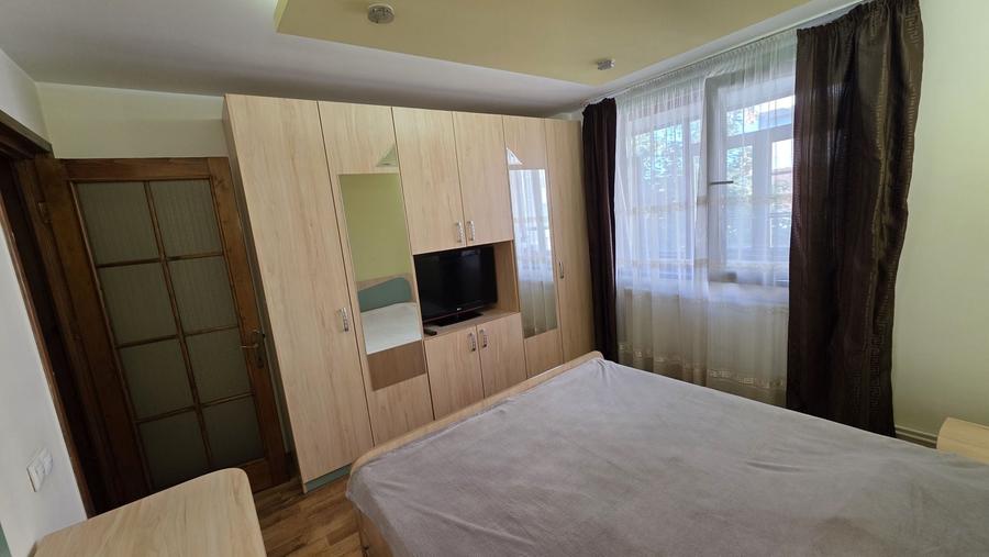 Apartament cu 2 camere semidecomandat în City Park Mall
