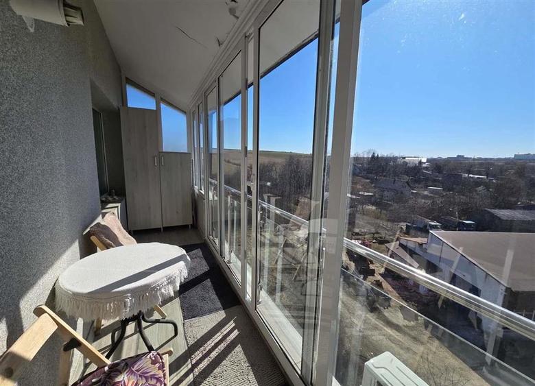 Apartament cu 2 camere decomandat, mobilat în Universității