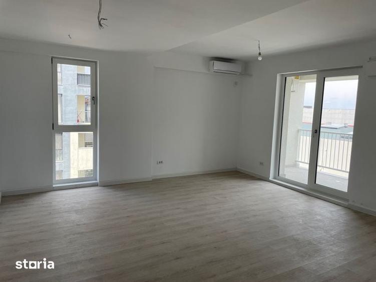 Apartament cu 3 camere decomandat în Alexandriei