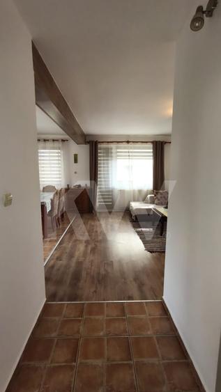 Apartament cu 2 camere decomandat, mobilat în Turnișor