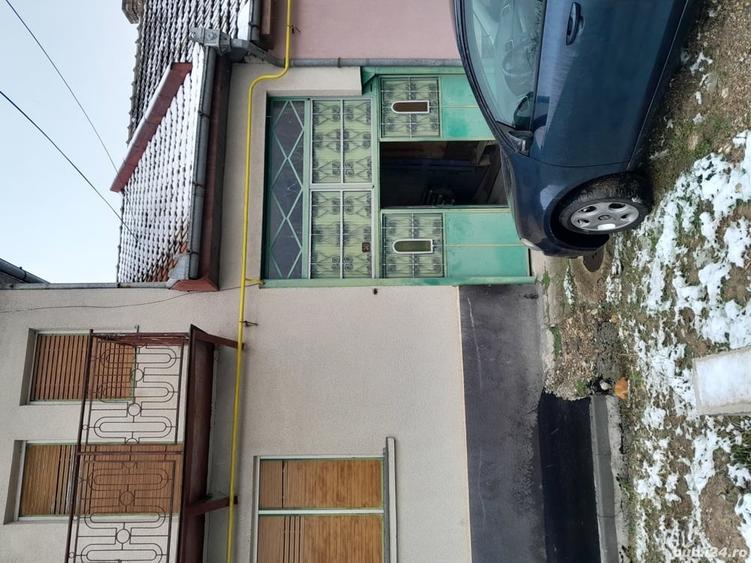 Casă cu 6 camere cu Teren 110 Mp în Central