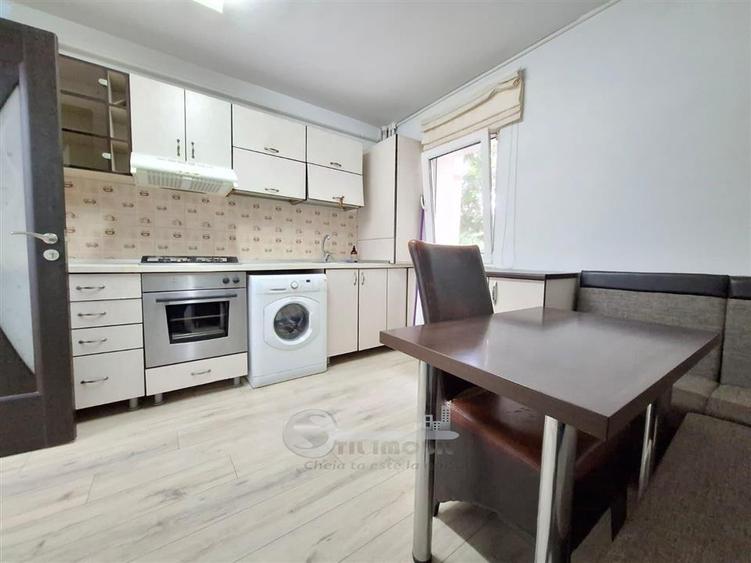 Apartament cu 2 camere decomandat, mobilat în Cug