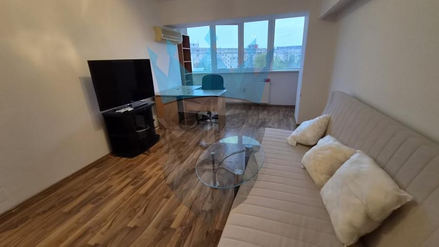 Apartament cu 2 camere decomandat, mobilat în Romană