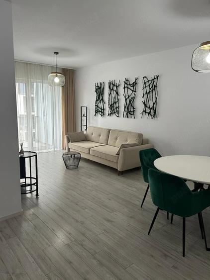 Apartament cu 2 camere decomandat în Bună Ziua