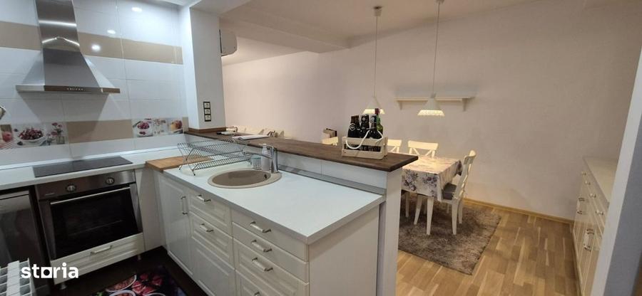 Casă cu 4 camere cu Teren 170 Mp în Central
