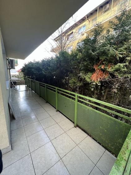 Apartament cu 2 camere semidecomandat în Dosu Bricii