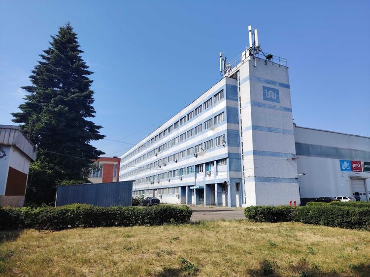 Spațiu comercial, în Republicii