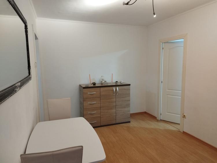 Apartament cu 2 camere semidecomandat în Oșorhei