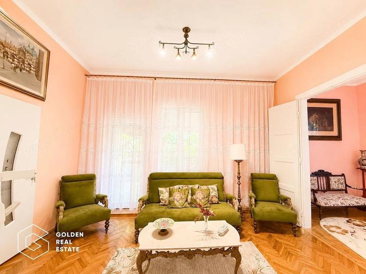 Apartament cu 3 camere decomandat în Central