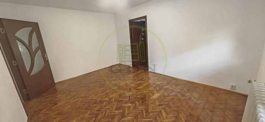 Apartament cu 2 camere semidecomandat în Brazda lui Novac