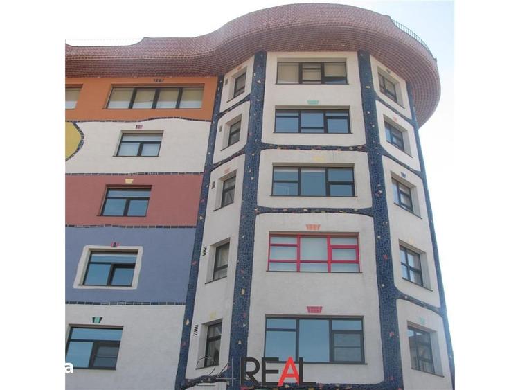 Spațiu comercial, de 1,100 mp, în Aviației