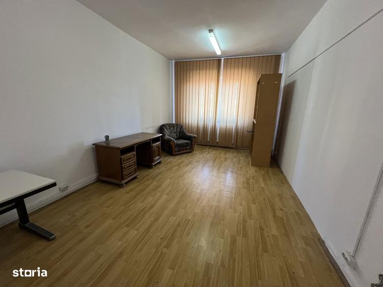 Spațiu comercial, de 20 mp, în Turnișor
