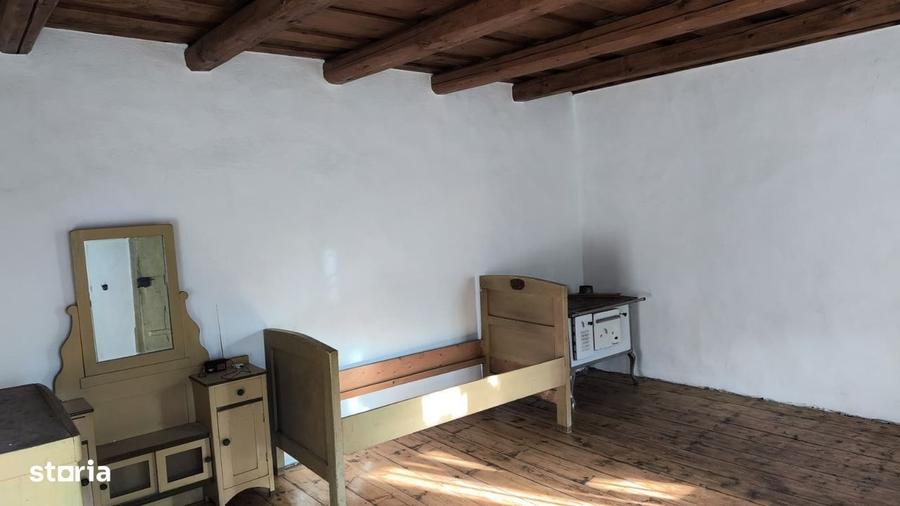 Casă cu 4 camere în Șilea Nirajului
