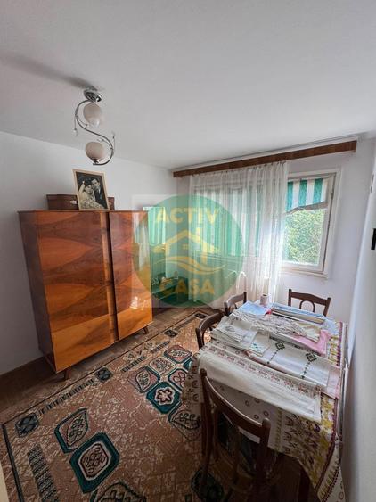 Apartament cu 2 camere semidecomandat în Est