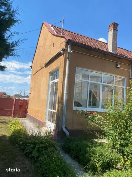 Casă cu 4 camere cu Teren 965 Mp în Central
