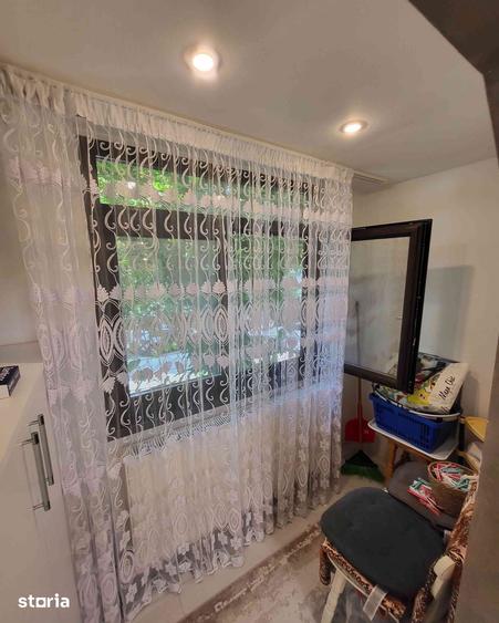 Apartament cu 3 camere decomandat în Mioriței