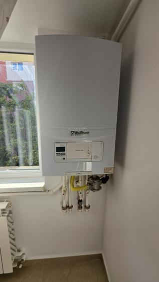 Apartament cu 2 camere decomandat, mobilat în Ultracentral