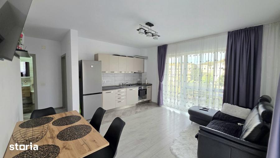 Apartament cu 3 camere în Nufărul