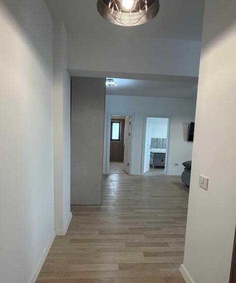 Apartament cu 2 camere semidecomandat în Km 5