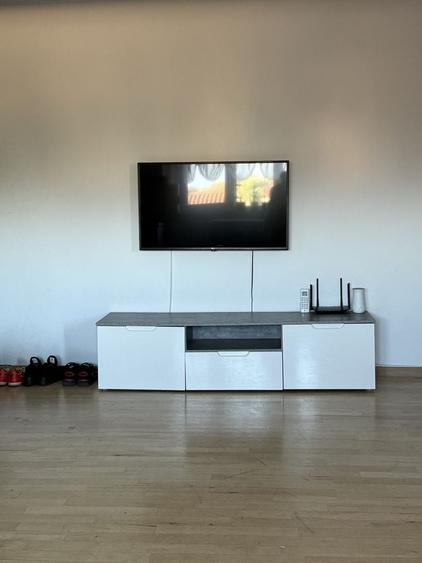 Apartament cu 3 camere decomandat în Lazaret