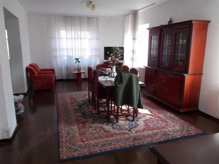 Teren de 3500 mp, în Mehala
