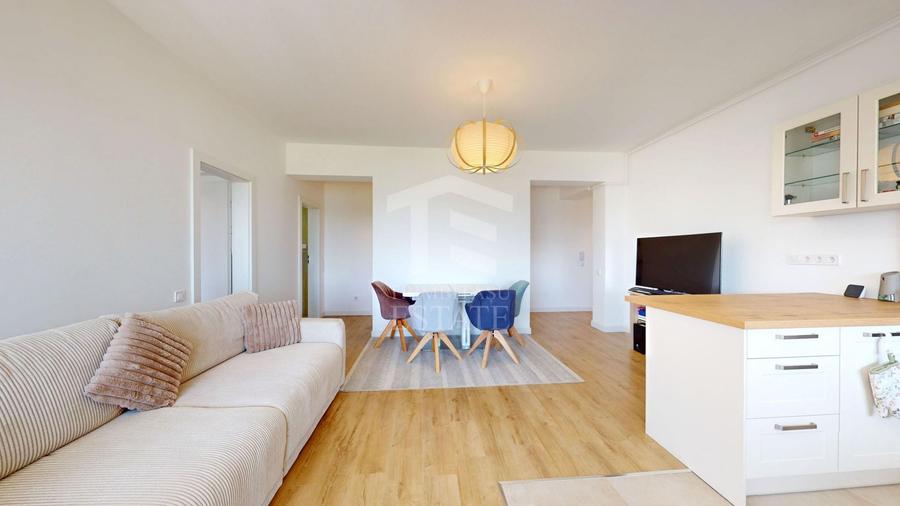 Apartament cu 3 camere decomandat, mobilat în Sisești