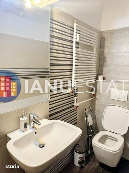 Apartament cu 3 camere semidecomandat în Centrul Civic
