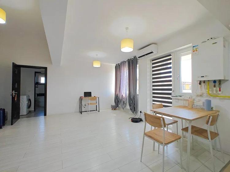 Apartament cu 2 camere decomandat în Bucium