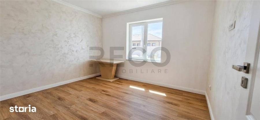 Casă cu 4 camere cu Teren 500 Mp în Sântandrei