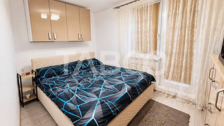 Apartament cu 3 camere decomandat, mobilat în Șelimbăr