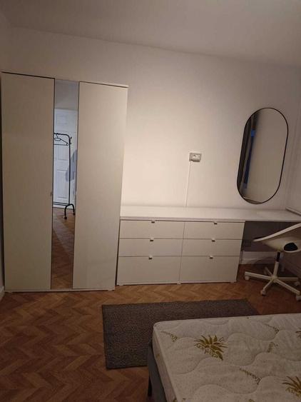Apartament cu 3 camere decomandat, mobilat în Brâncoveanu